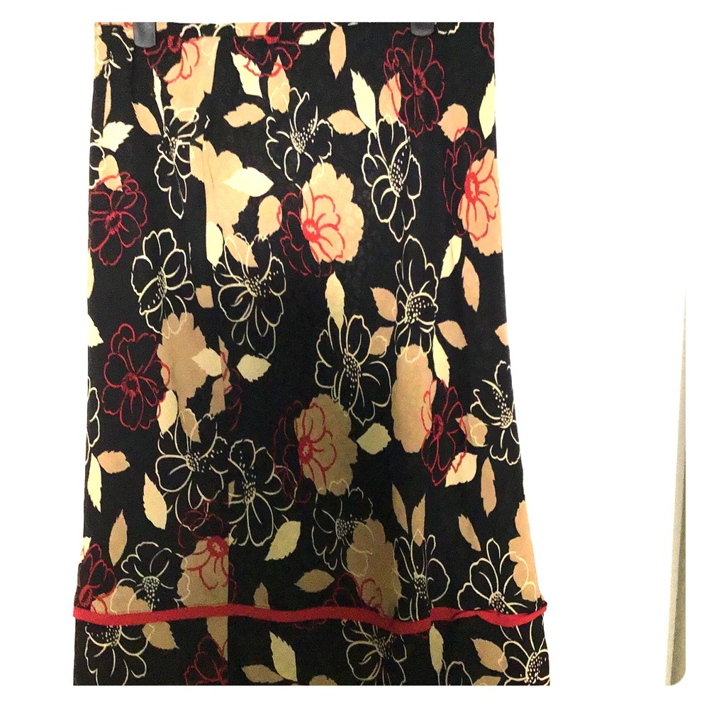 Patterned skirt